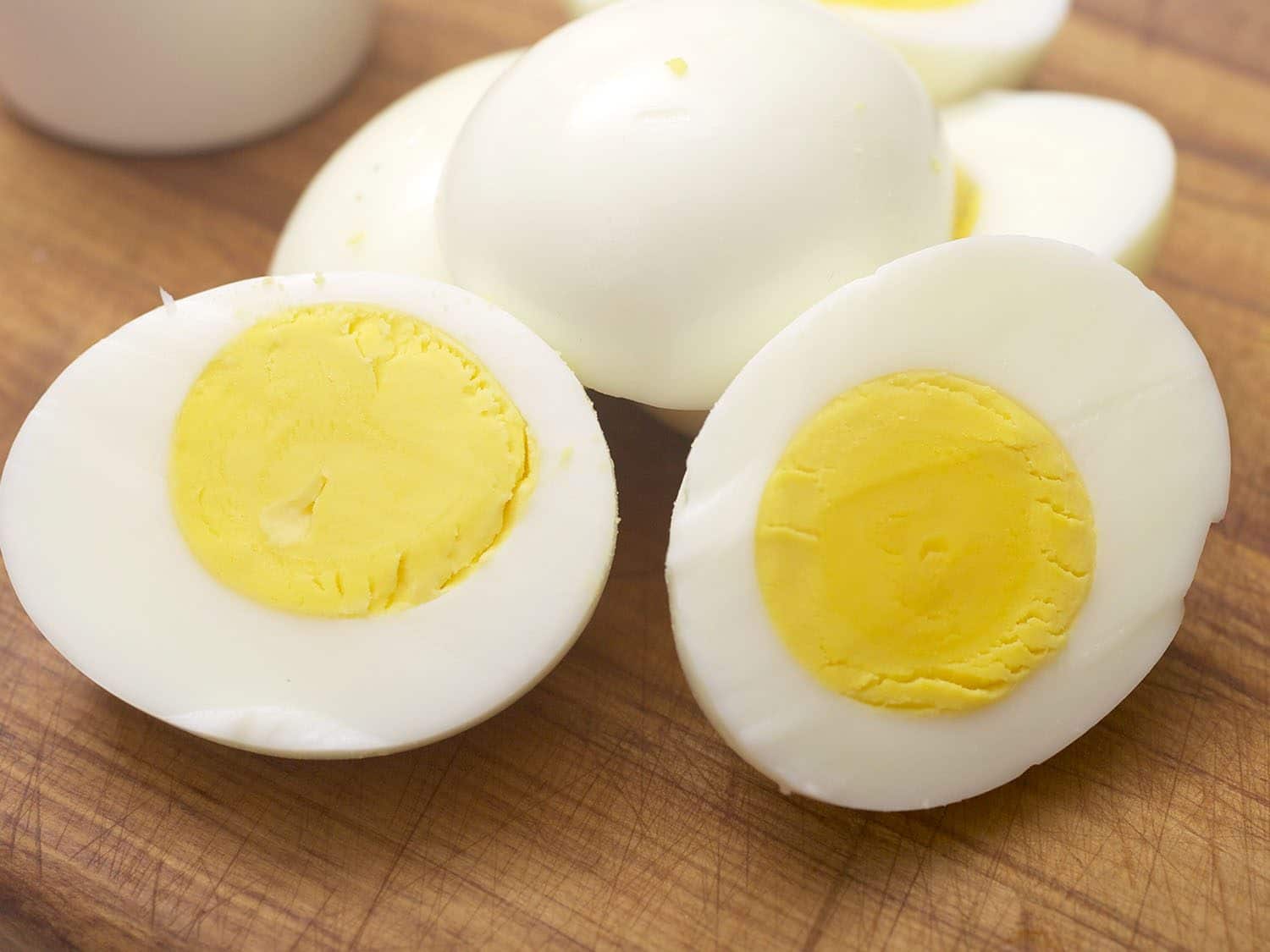 are cooked eggs good for dogs